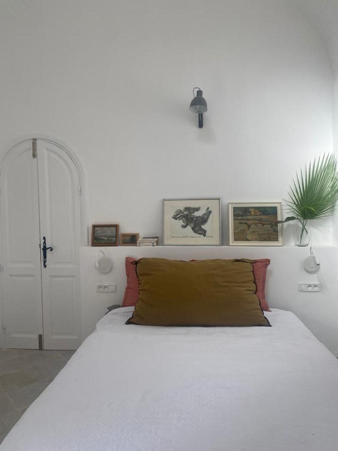 Bed and Breakfast Lella Zohra, Studio Avec Piscine A Сиди-Бу-Саид Экстерьер фото